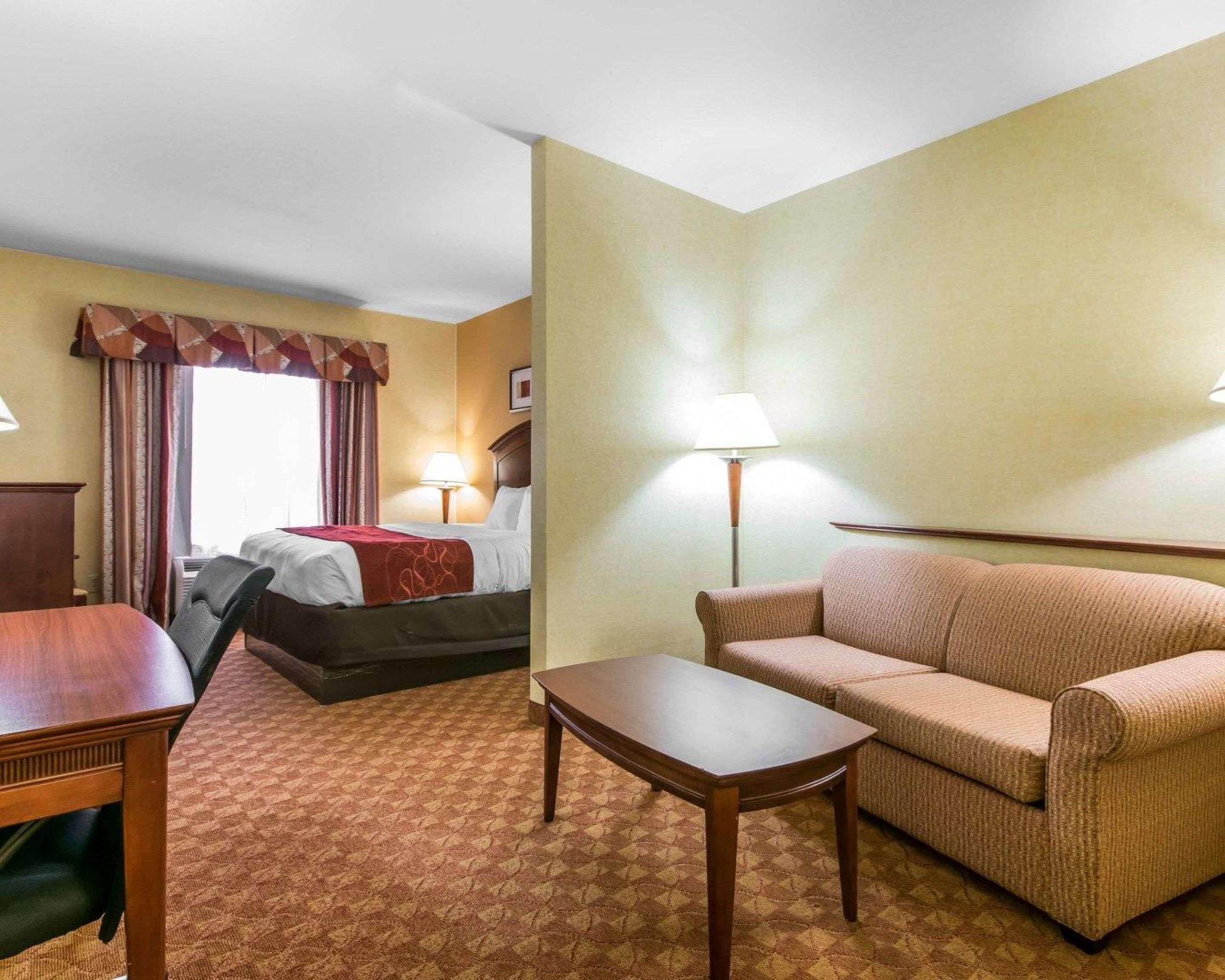 Comfort Suites South Point - Huntington Buitenkant foto