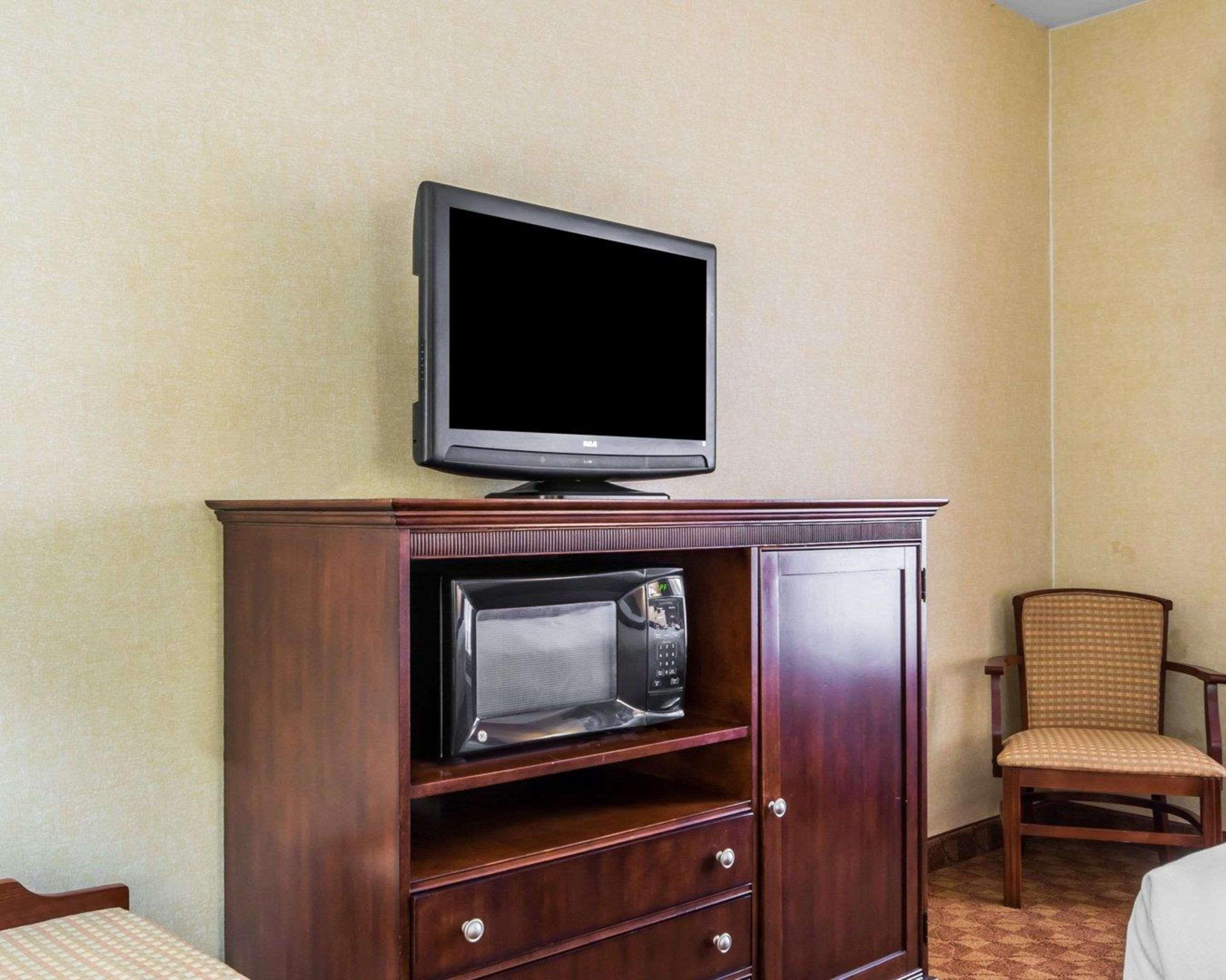 Comfort Suites South Point - Huntington Buitenkant foto