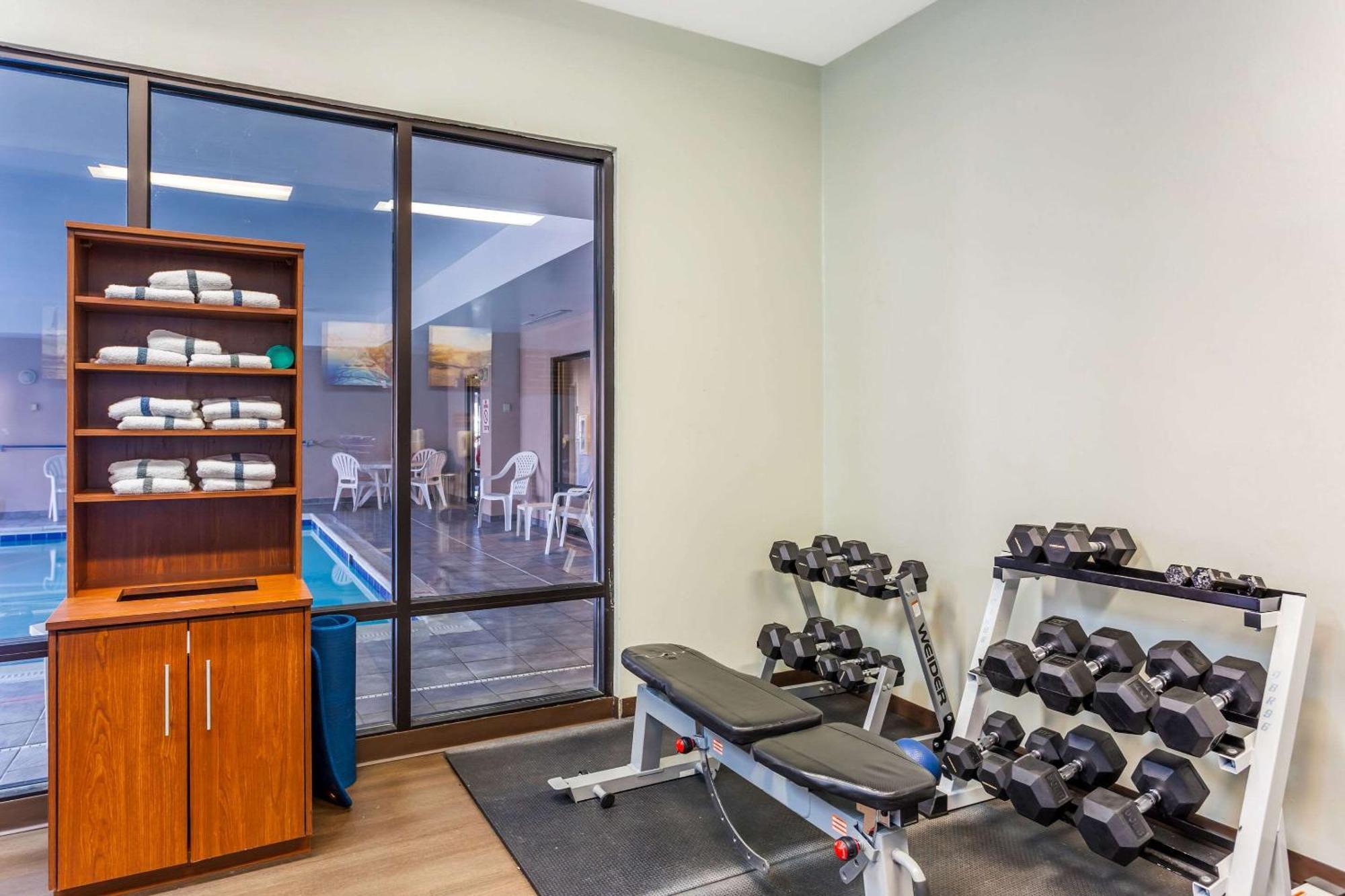 Comfort Suites South Point - Huntington Buitenkant foto